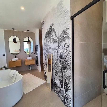 Philomene - Piscine - Jacuzzi- Vue * Bandol